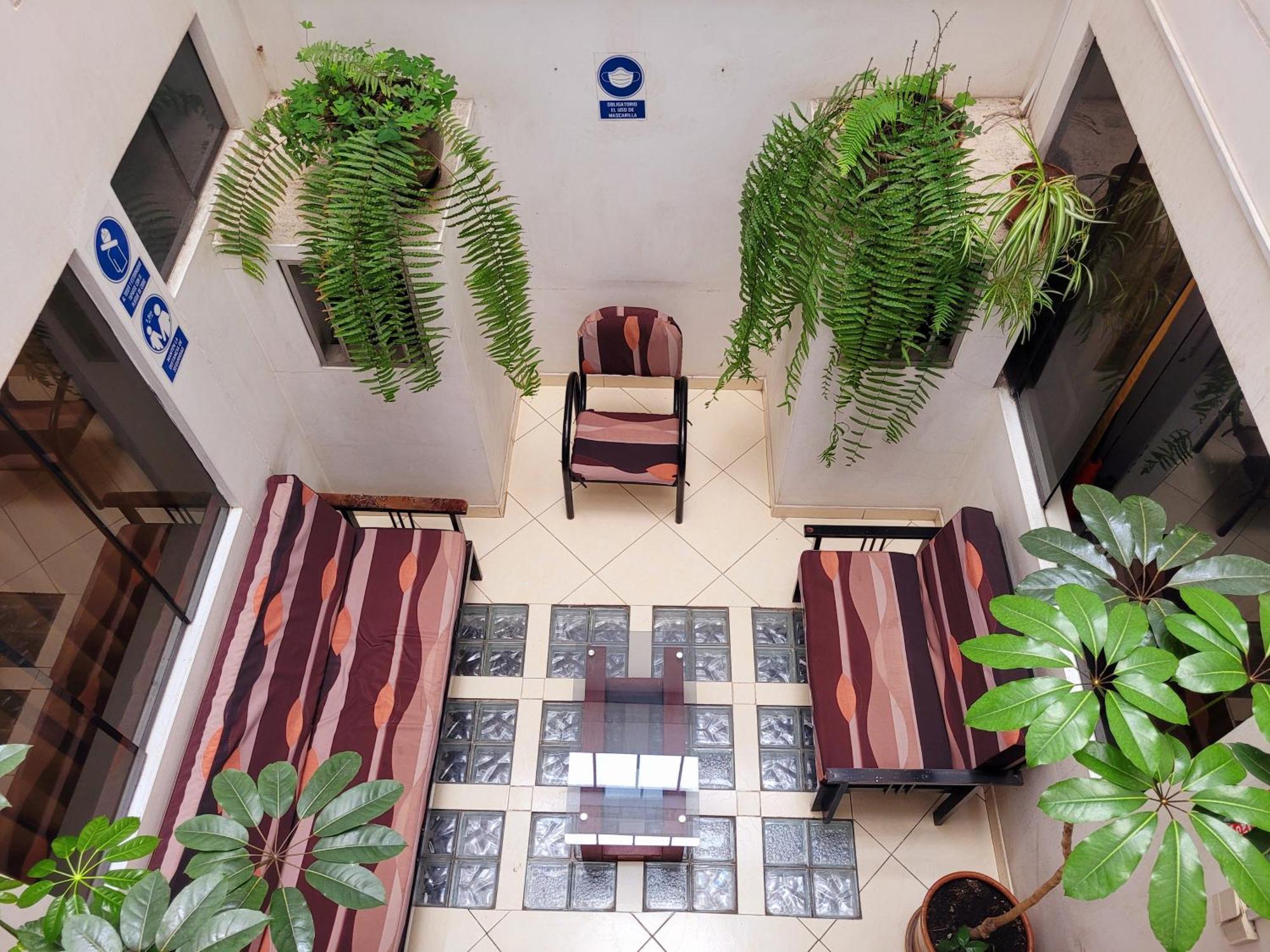 Illari Wari L - Hotel Sauna Аякучо Екстериор снимка