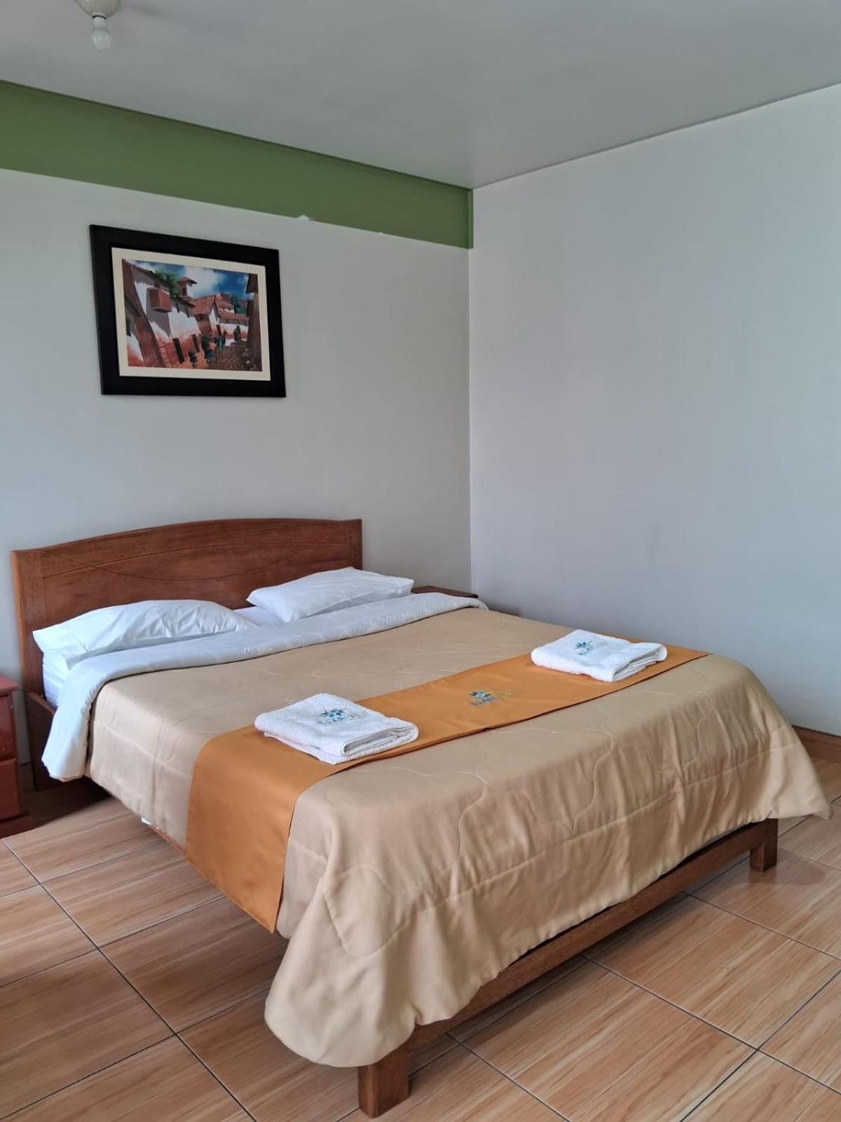 Illari Wari L - Hotel Sauna Аякучо Екстериор снимка