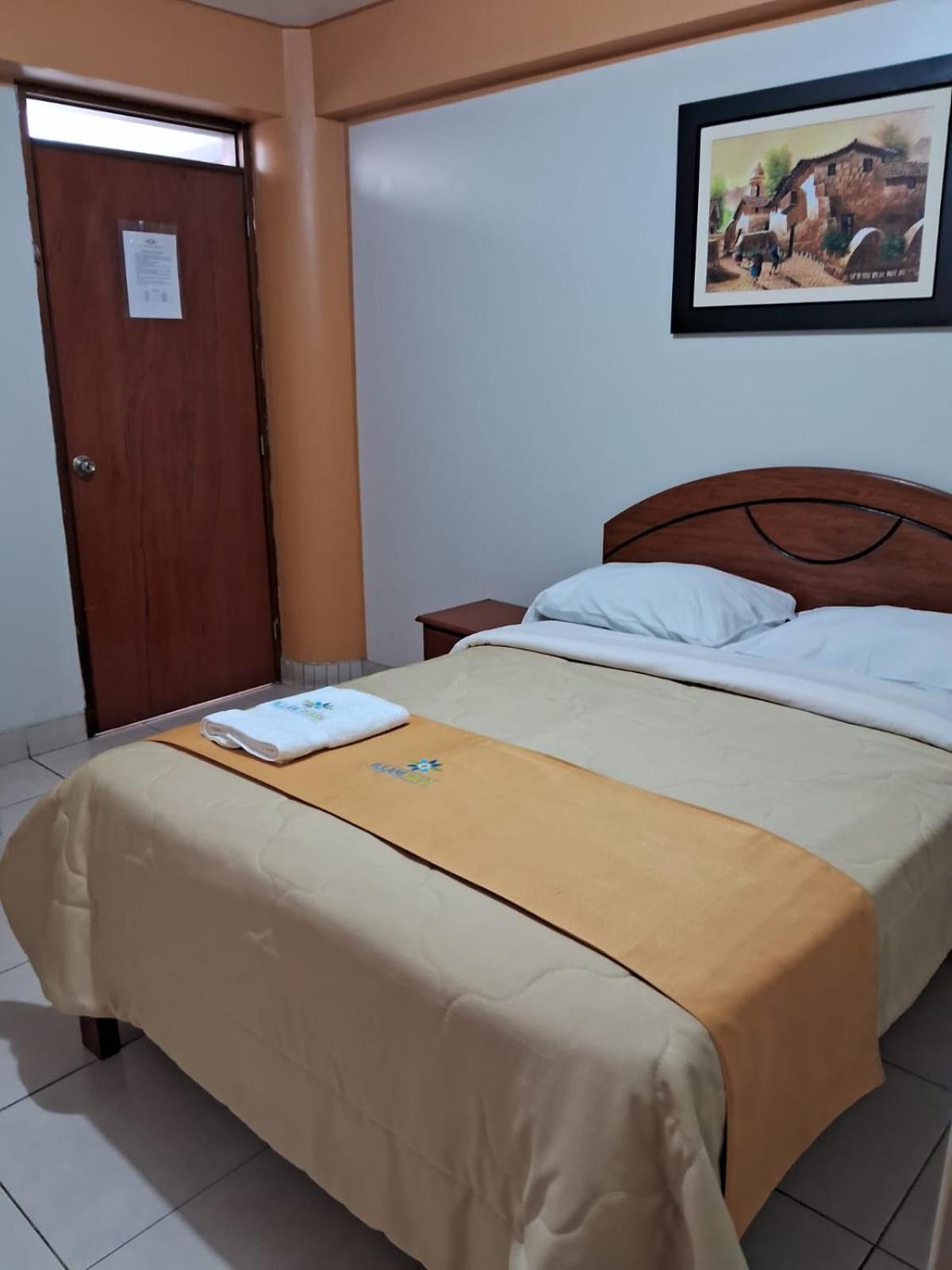 Illari Wari L - Hotel Sauna Аякучо Екстериор снимка